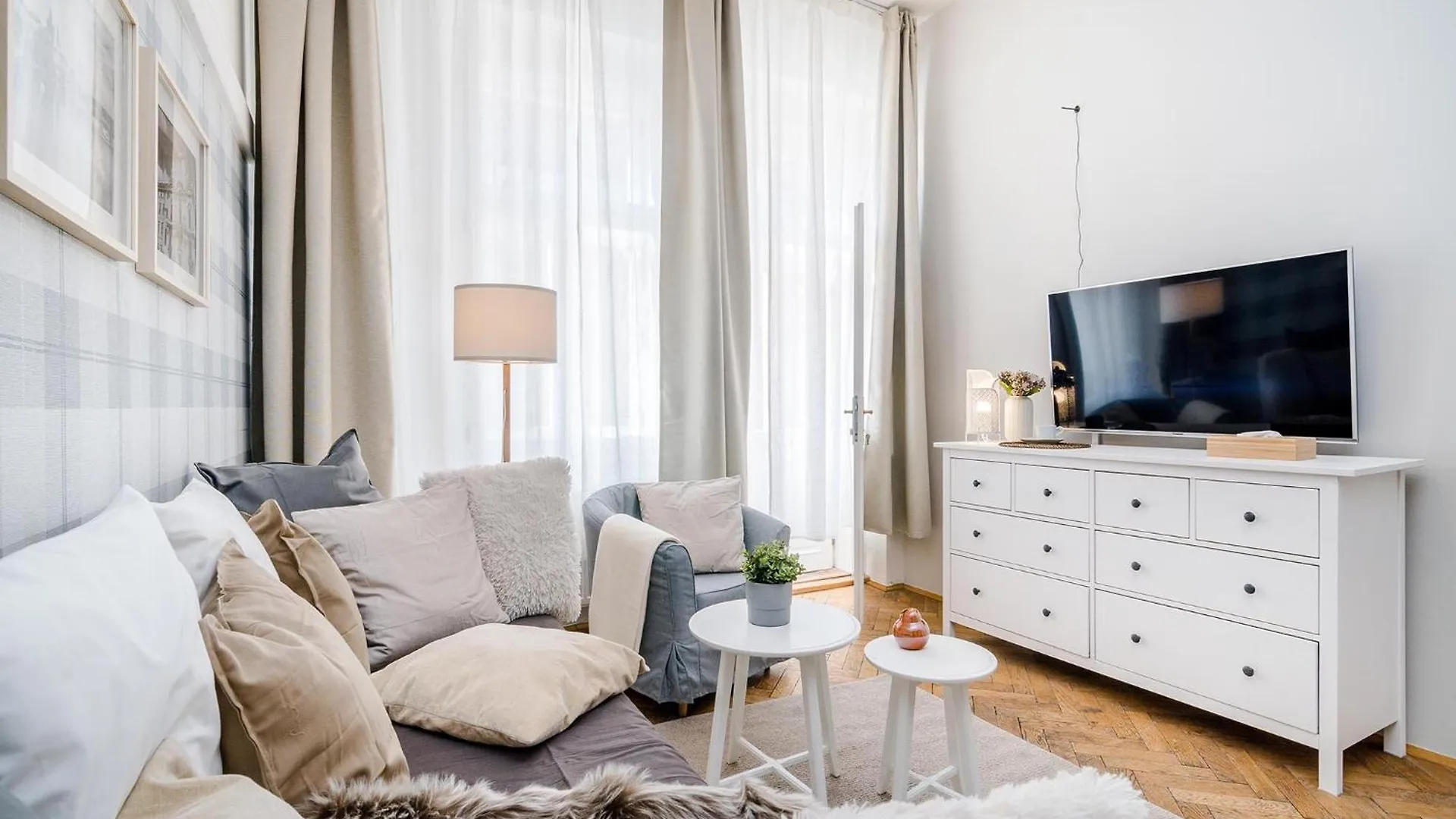 Charming Apartments Prague By Michal&Friends